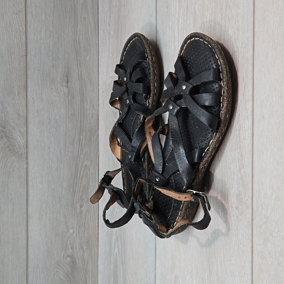 Born Women Ankle Leather Sandals shoes sz 7M - Picture 1 of 10